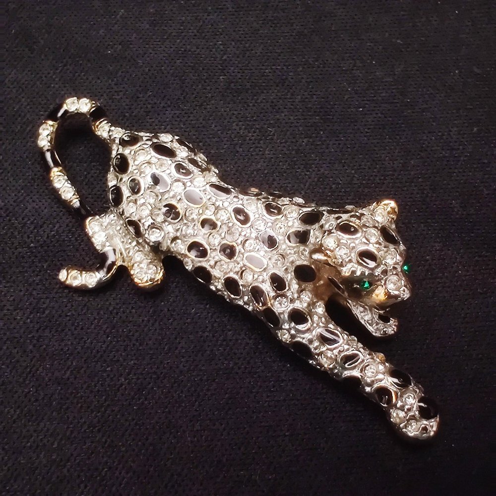 Vintage 80's Leopard Jaguar Cat Rhinestone Brooch